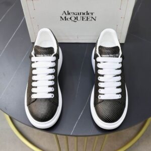 Alexander-McQueen-Oversized-Sneaker-Black-Polka-Dot