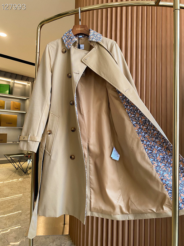 Burberry Honey Monogram Collar Trench - Image 4