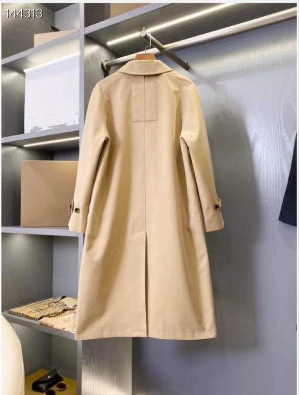 Classic Single-Breasted Mac Coat - Warm Beige - Image 3