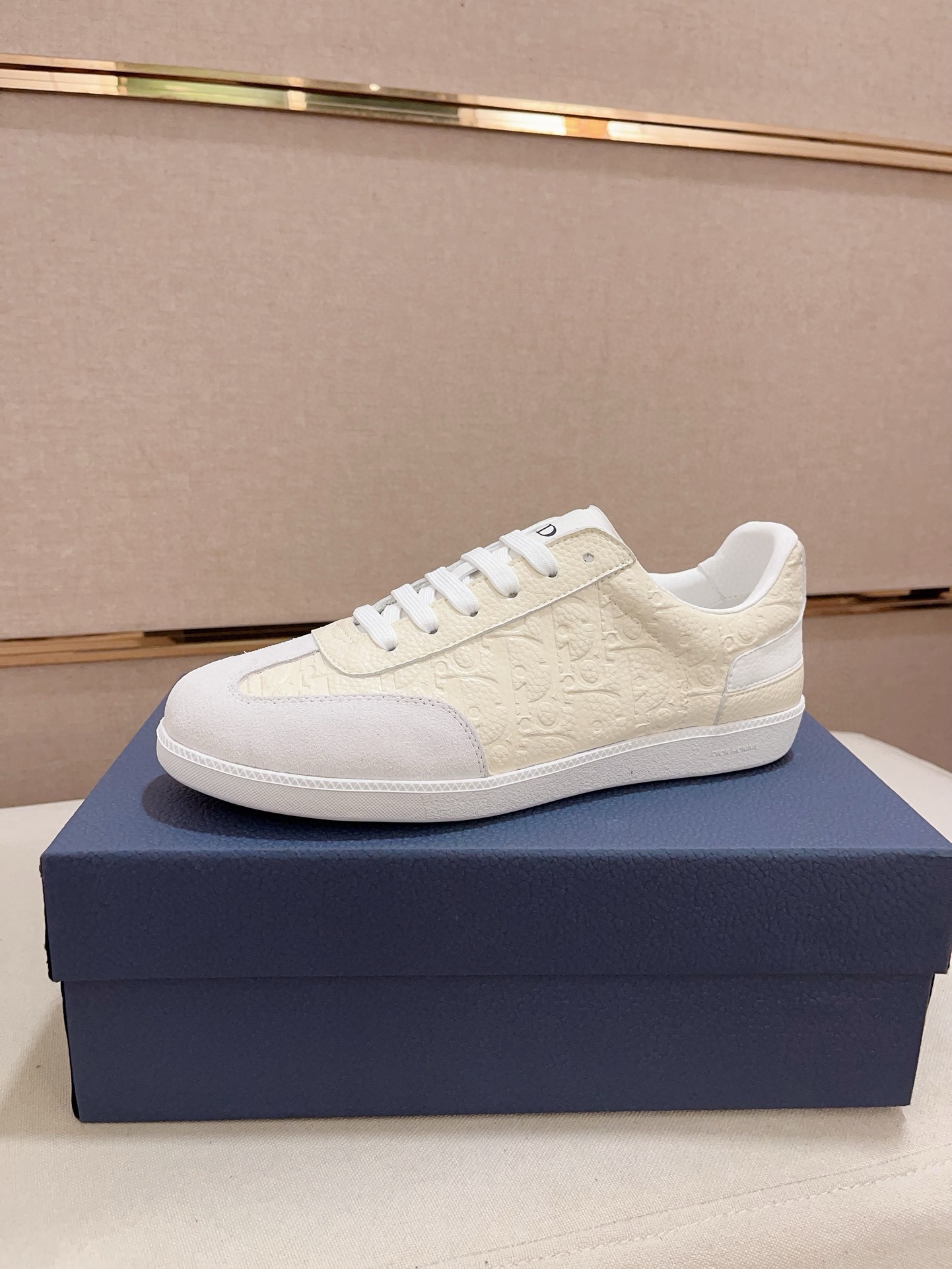 Dior B01 Sneaker in White & Cream Embossed Leather - Image 2