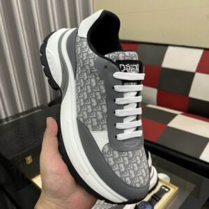 Dior B22 Sneaker in Anthracite and White Oblique