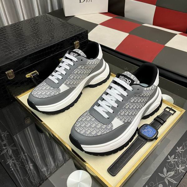 Dior B22 Sneaker in Anthracite and White Oblique - Image 2