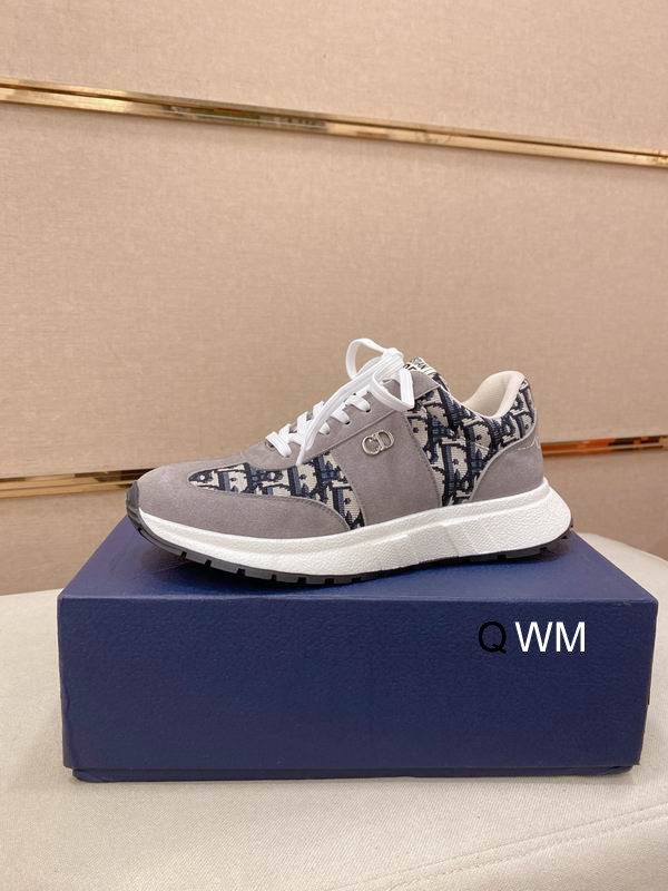 Dior B25 Runner Sneaker in Grey Suede and Black Oblique Canvas - Image 2