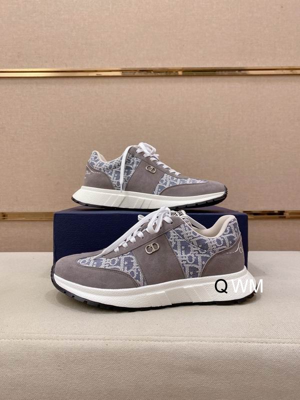 Dior B25 Runner Sneaker in Grey Suede and Black Oblique Canvas - Image 5