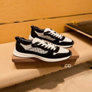 Dior-B27-Sneaker-in-Off-White-and-Black-Oblique-