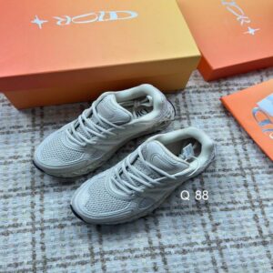 Dior-B30-Low-Top-Sneaker-in-Cream-Beige-Mesh-and-Technical-Fabric-