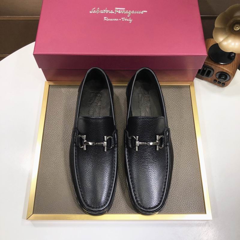 Ferragamo Pebble Leather Loafers Black - Image 5