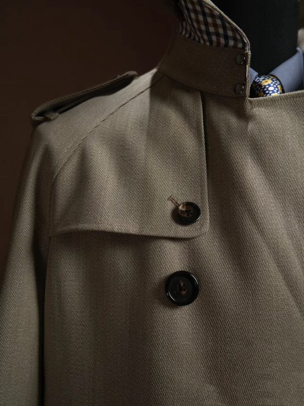 Burberry Heritage Kensington Beige Puro Wool Trench Coat. - Image 3