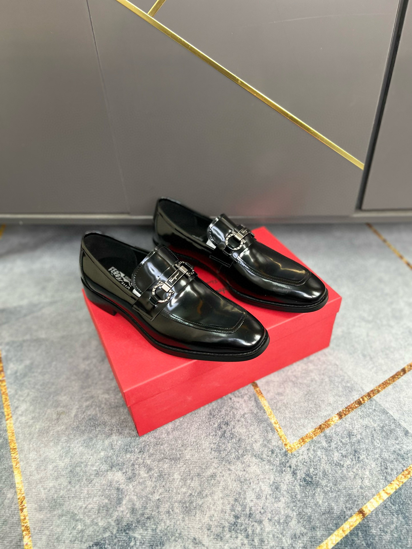 Ferragamo Patent Gancini Loafer - Image 5