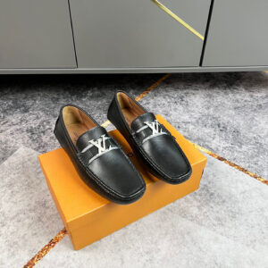 Louis Vuitton Black Pebbled Moccasin Loafer