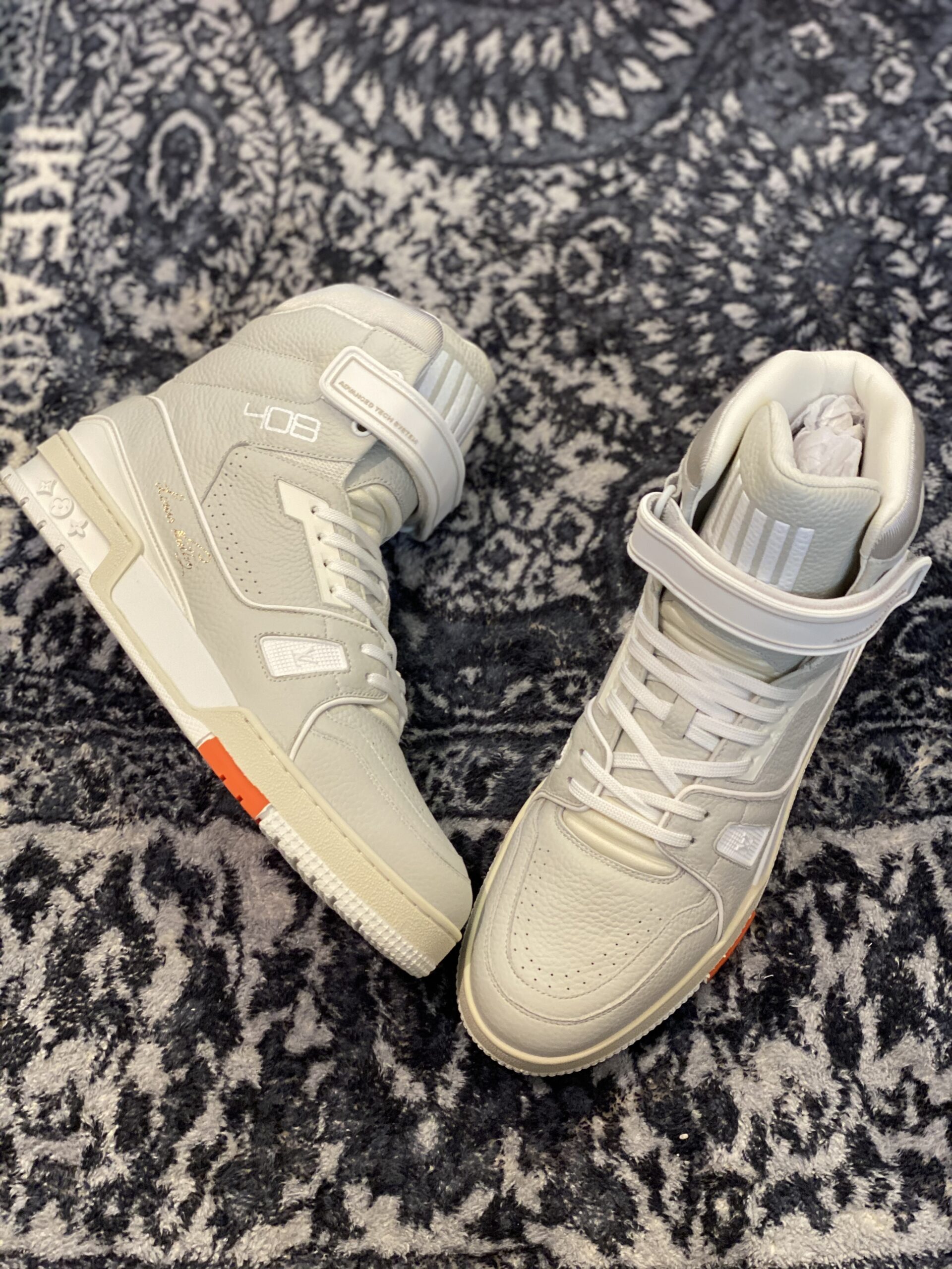 Louis Vuitton LV Trainer Sneaker- High Beige - Image 3