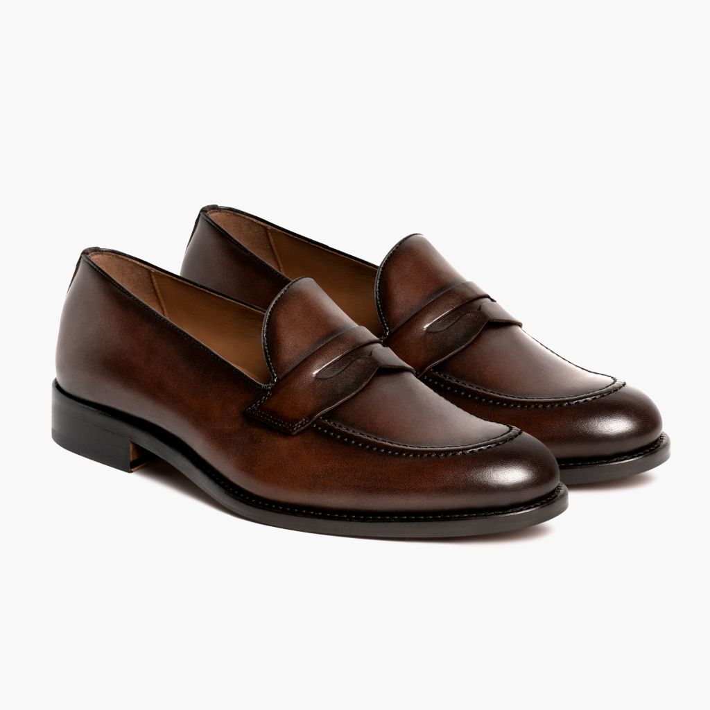 https://thursdayboots.com/cdn/shop/files/1024x1024-Mens-Lincoln-RichMahogany-092623-3.4_1024x1024.jpg?v=1696879812