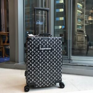 Louis Vuitton Black Monogram Cabin Trolley Suitcase with telescopic handle