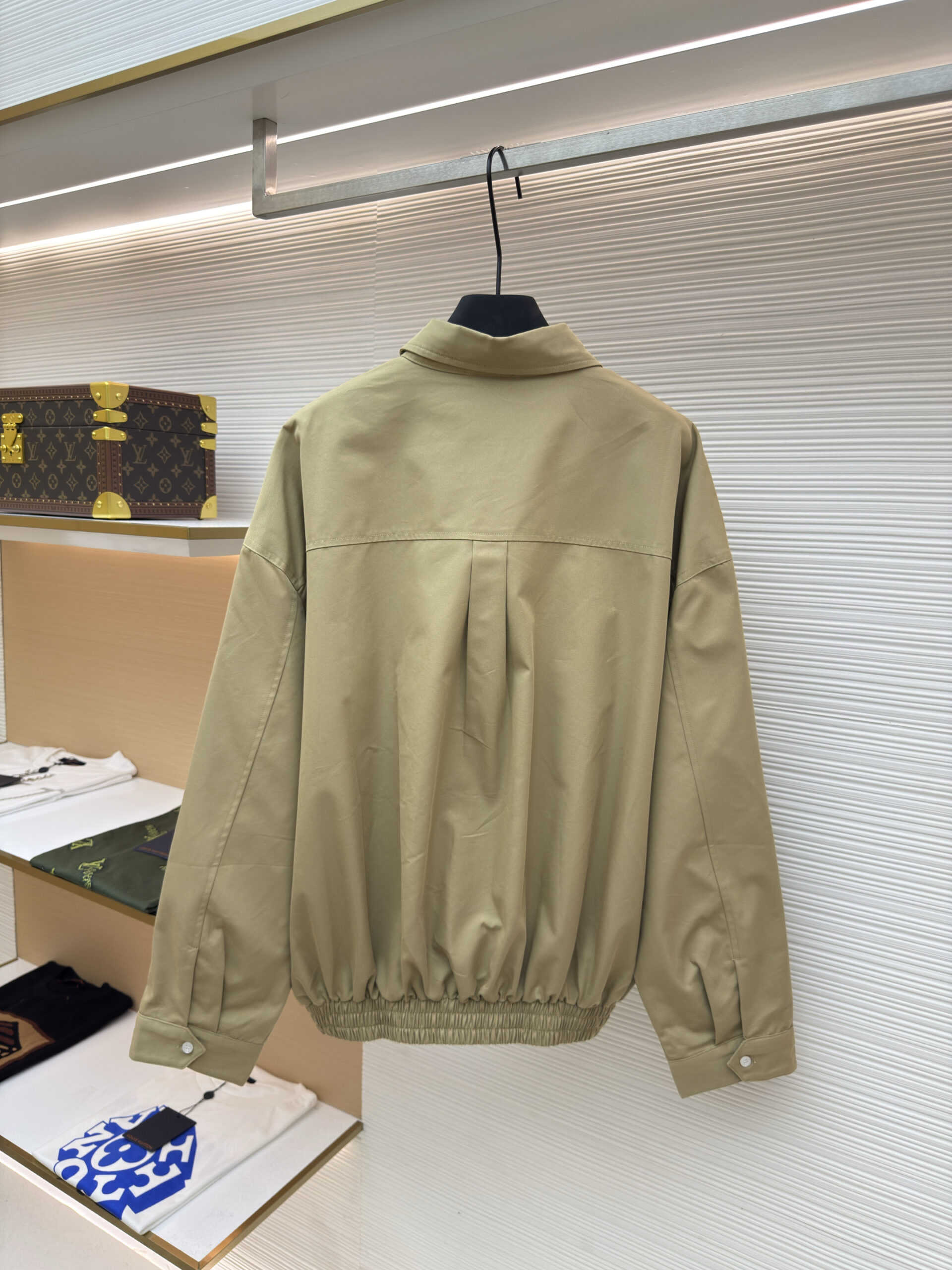Burberry Lightweight Jacket Beige - Image 3