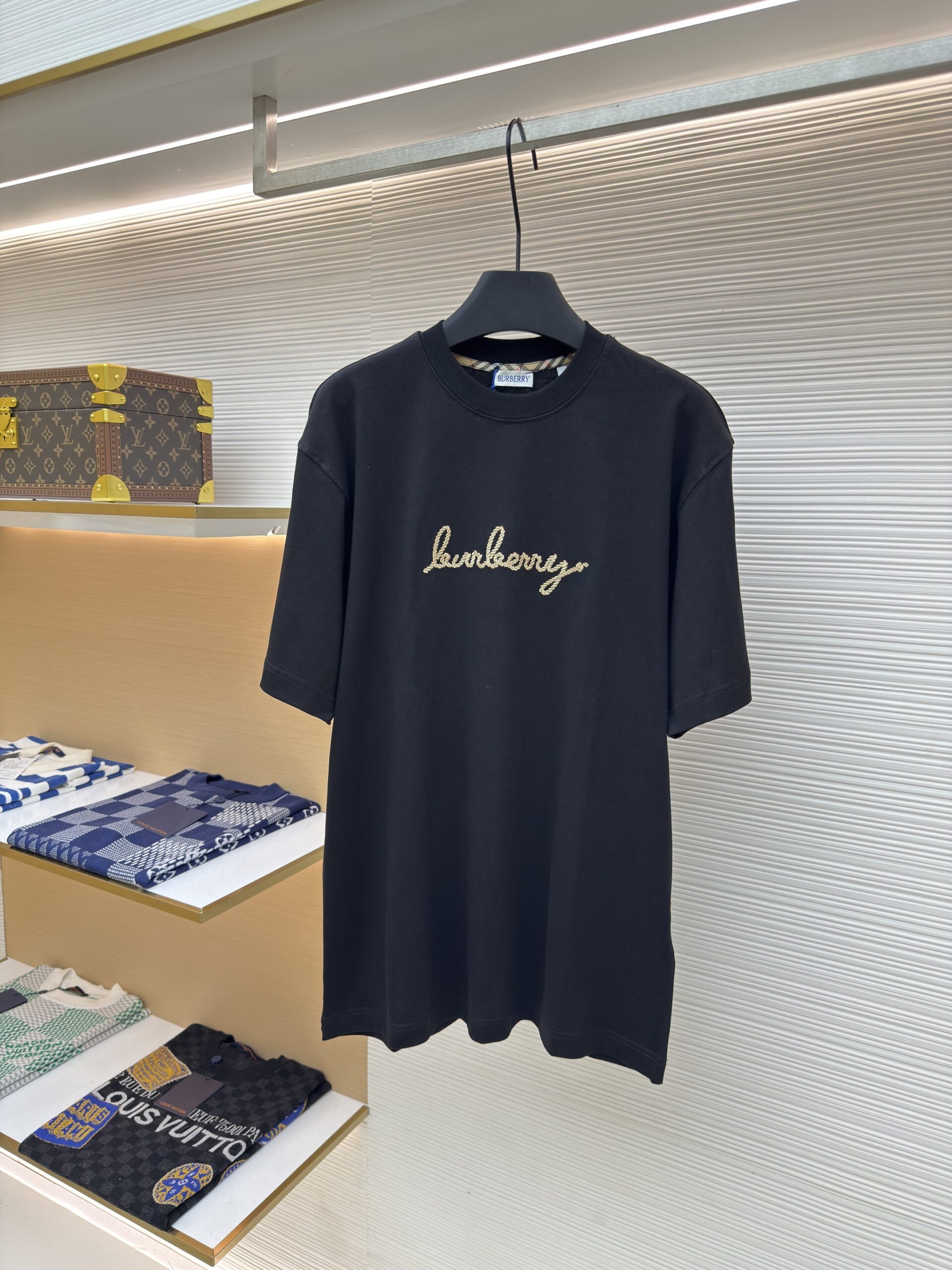 Burberry EKD Heart Embroidery Black Cotton T-Shirt