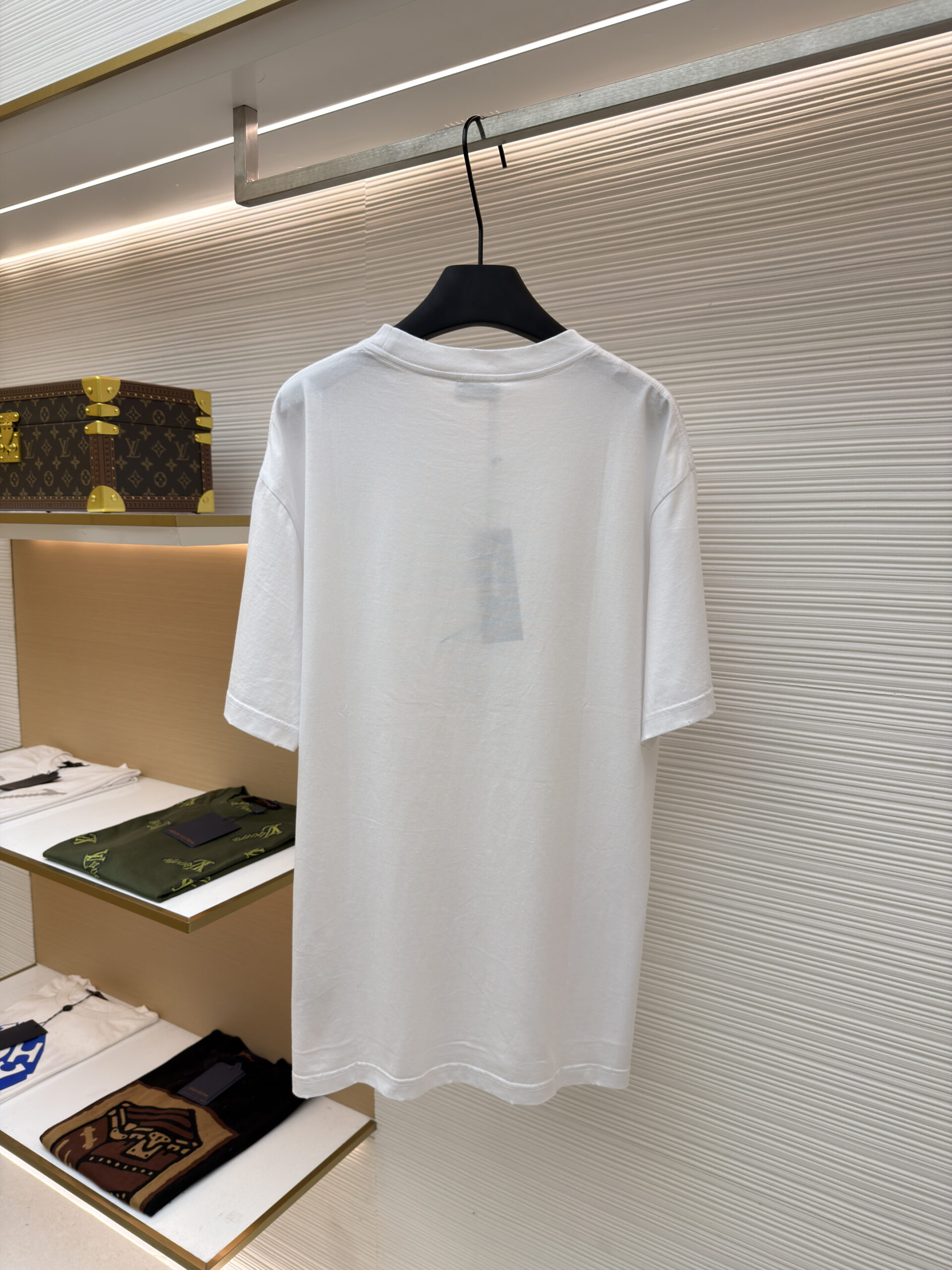 Christian Dior Couture Relaxed Fit White T-Shirt - Image 3