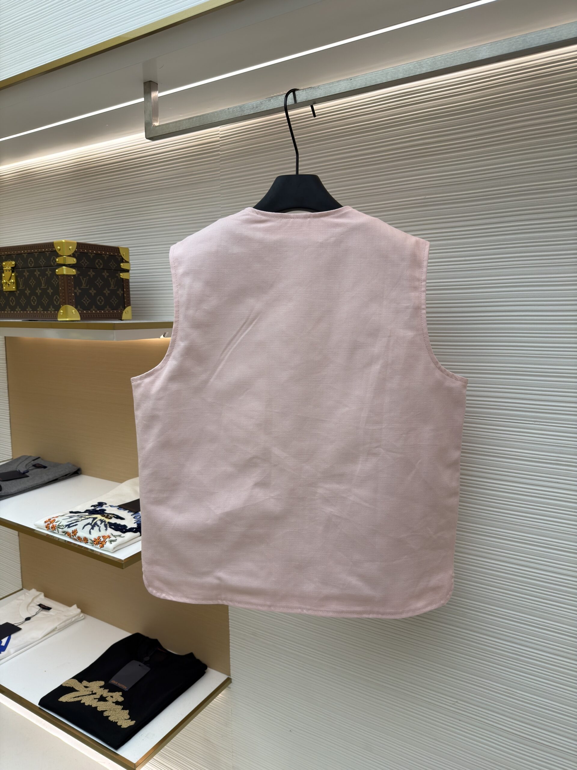 Louis Vuitton Monogram Pearl Embellished Pink Workwear Vest - Image 3