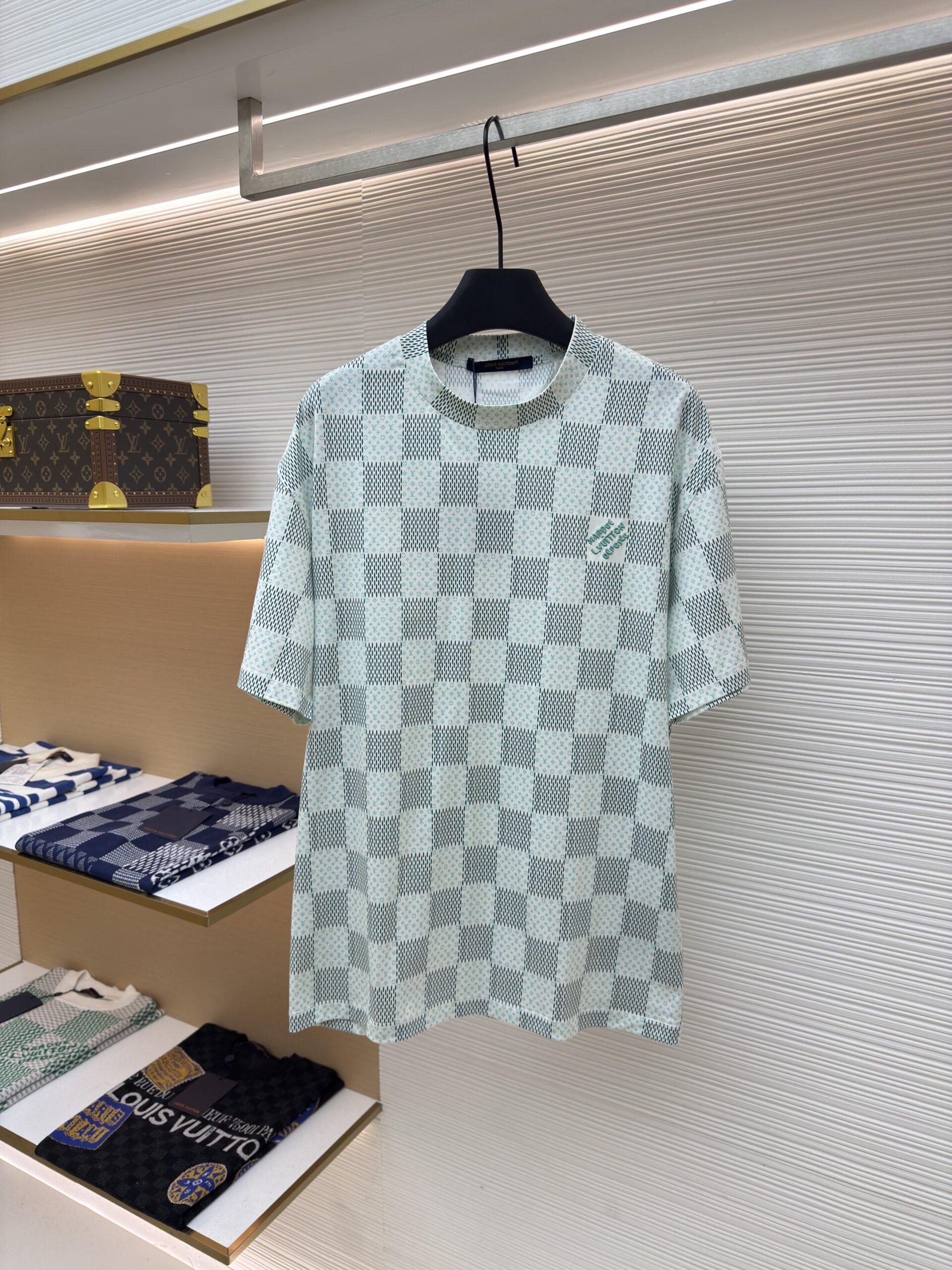 Men's Louis Vuitton Green Damier T-Shirt