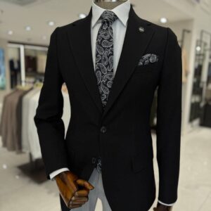 Men's Black Slim-Fit Single-Breasted Blazer for Casual & Business Wear