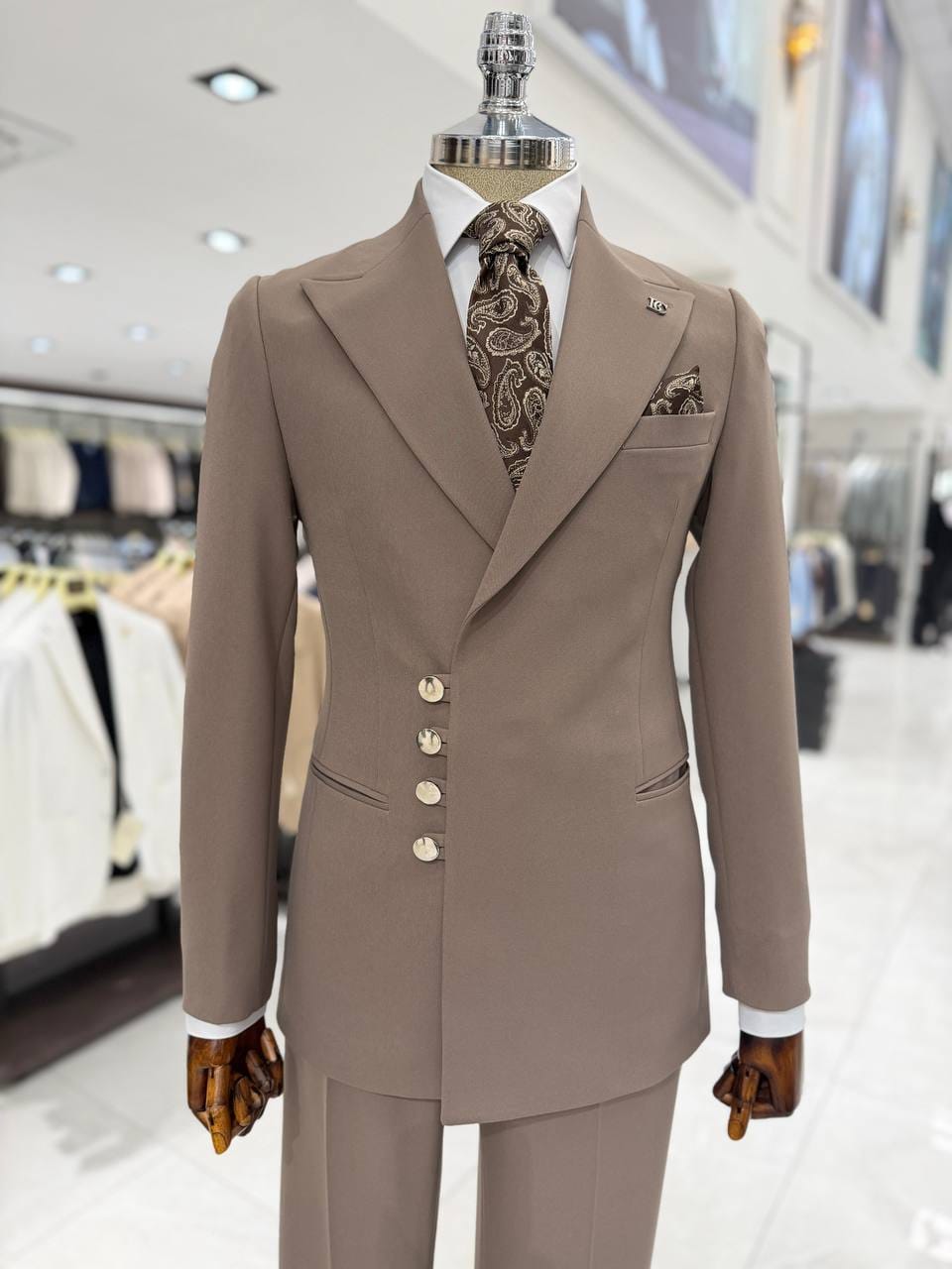Men's Slim-Fit Asymmetric Double-Breasted Suit in Beige / Taupe